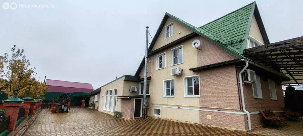 Дом в Щуково, улица Энтузиастов, 11 (160 м) - Фото 0