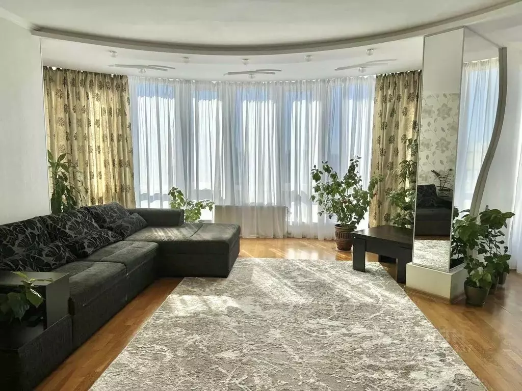 2-к кв. Севастополь ул. Маячная, 16 (89.5 м) - Фото 0