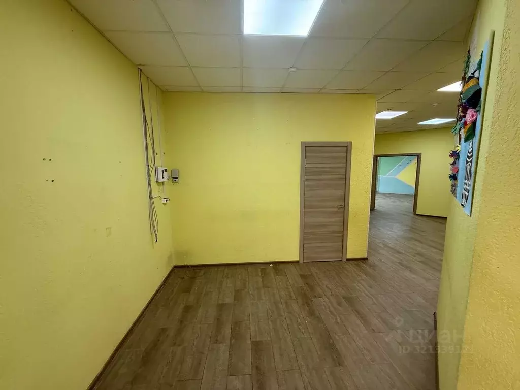 Помещение свободного назначения в Московская область, Красногорск бул. ... - Фото 2