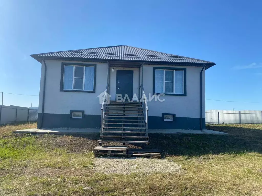 Дом в Пензенская область, с. Бессоновка ул. Родниковая (159 м) - Фото 0