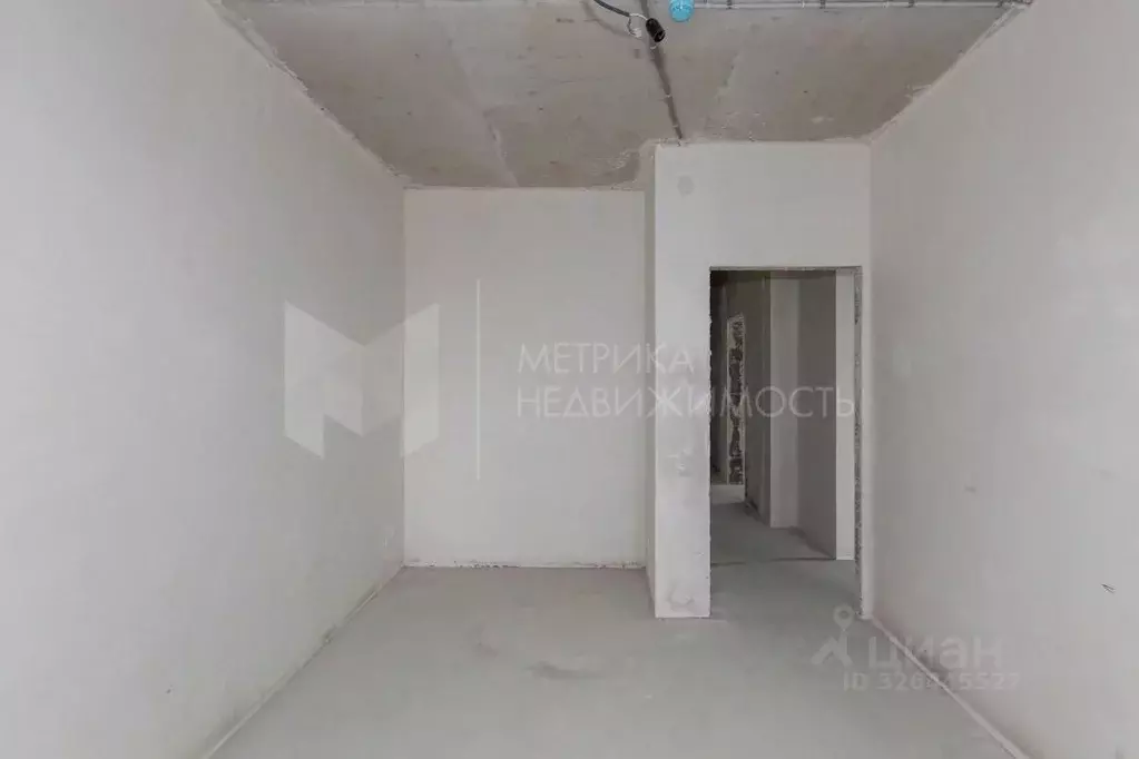 2-к кв. Тюменская область, Тюмень ул. Братьев Бондаревых, 5 (65.5 м) - Фото 1