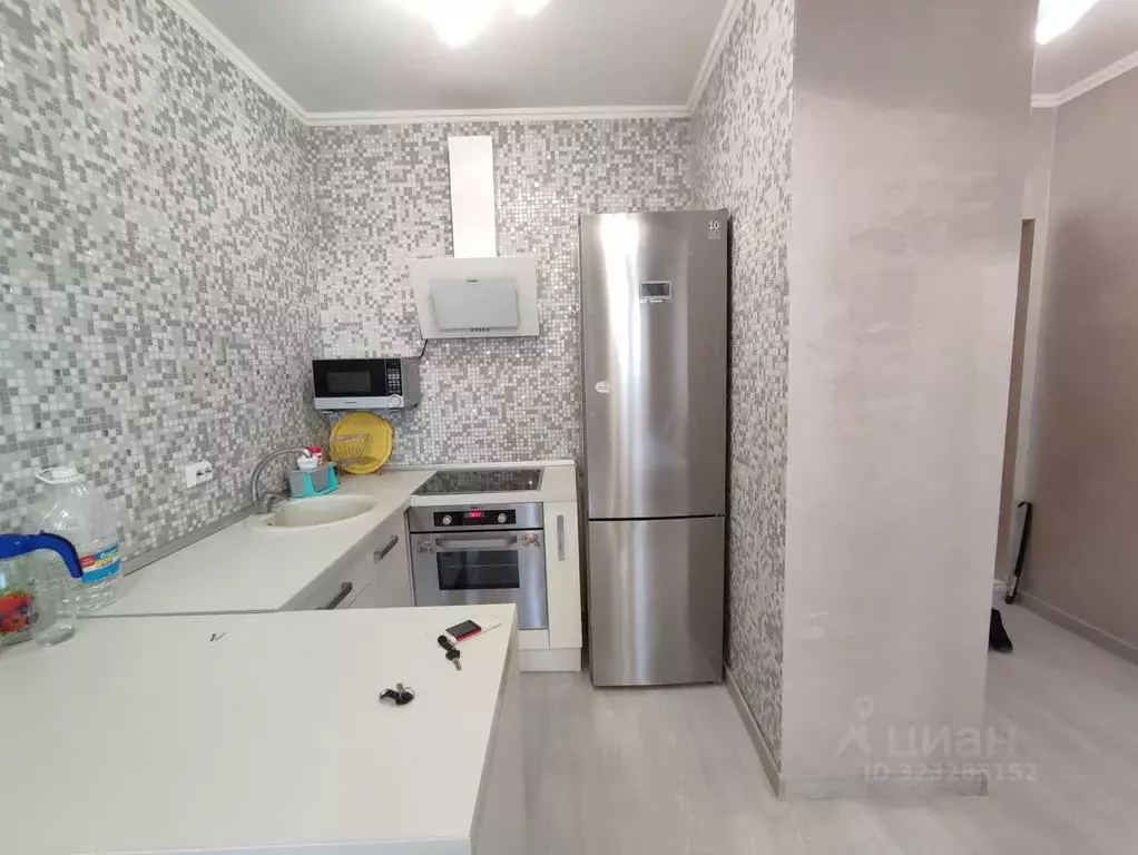 1-к кв. Тюменская область, Тюмень ул. Газопромысловая, 8 (40.0 м) - Фото 1