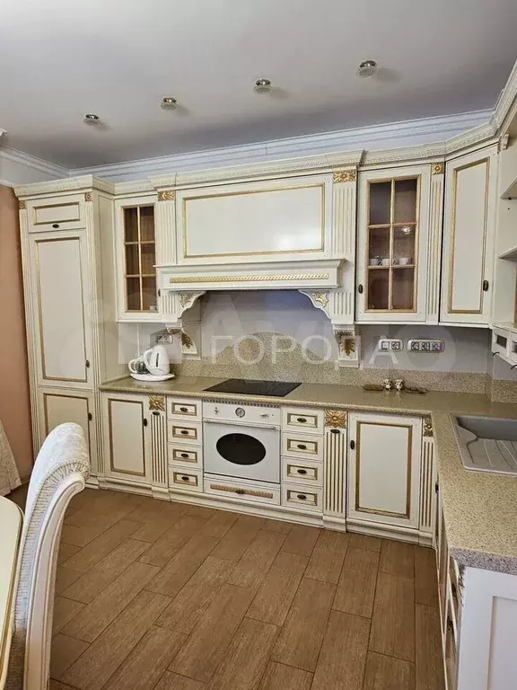 3-к. квартира, 1126 м, 4/9 эт. - Фото 1