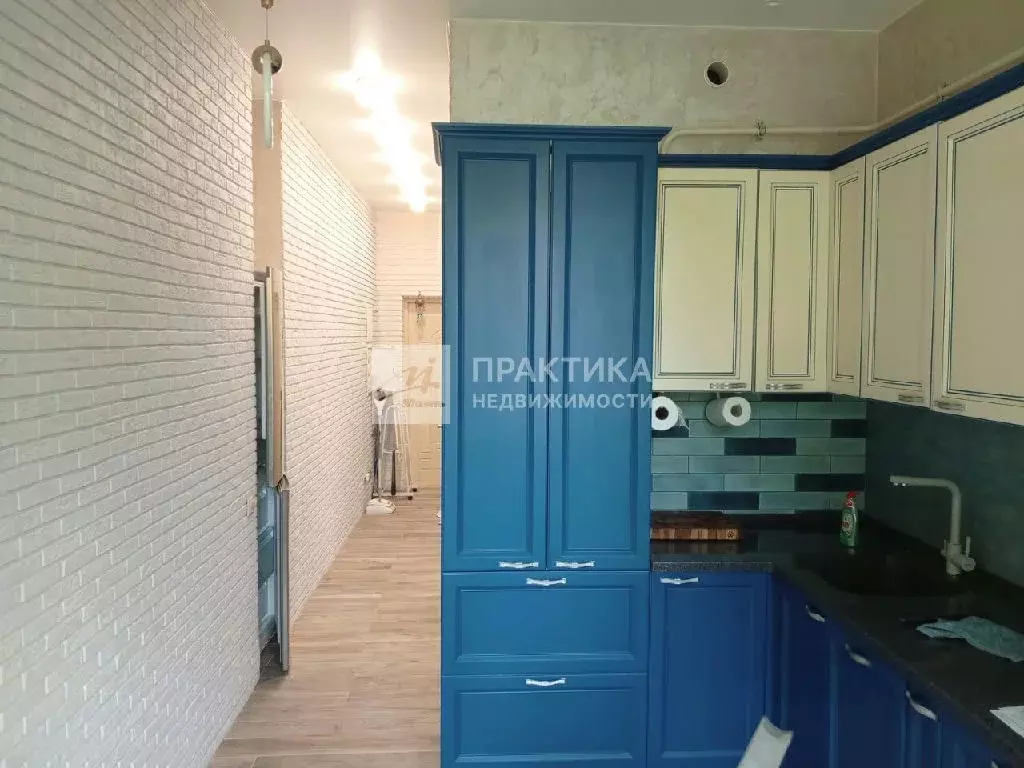 Продается 1-комнатная квартира - Фото 1