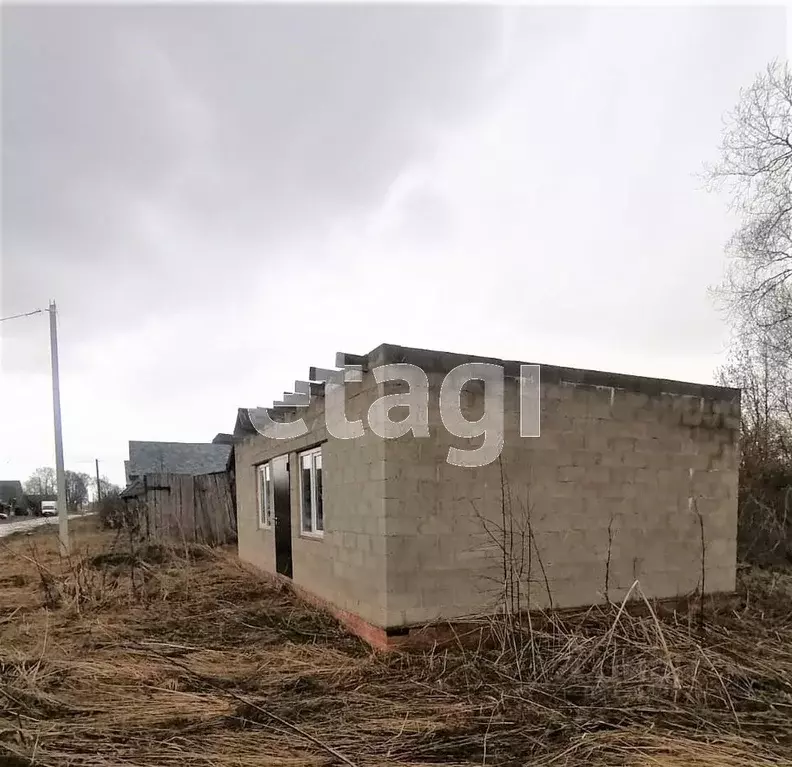 Торговая площадь в Марий Эл, Медведевский район, д. Данилкино ул. ... - Фото 1