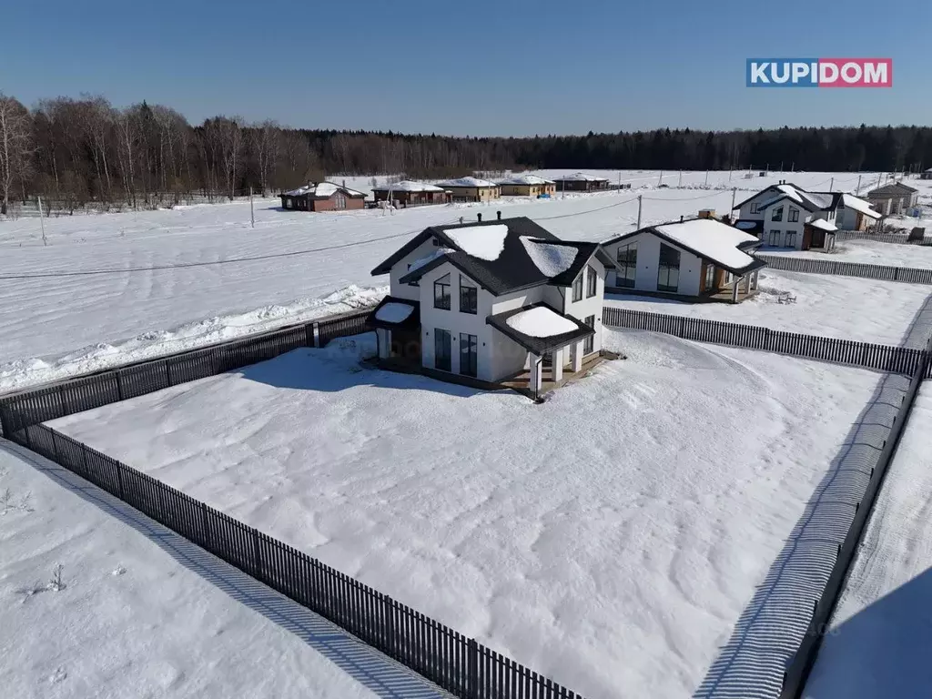 Дом в Калужская область, Жуковский муниципальный округ, с. Совхоз ... - Фото 2