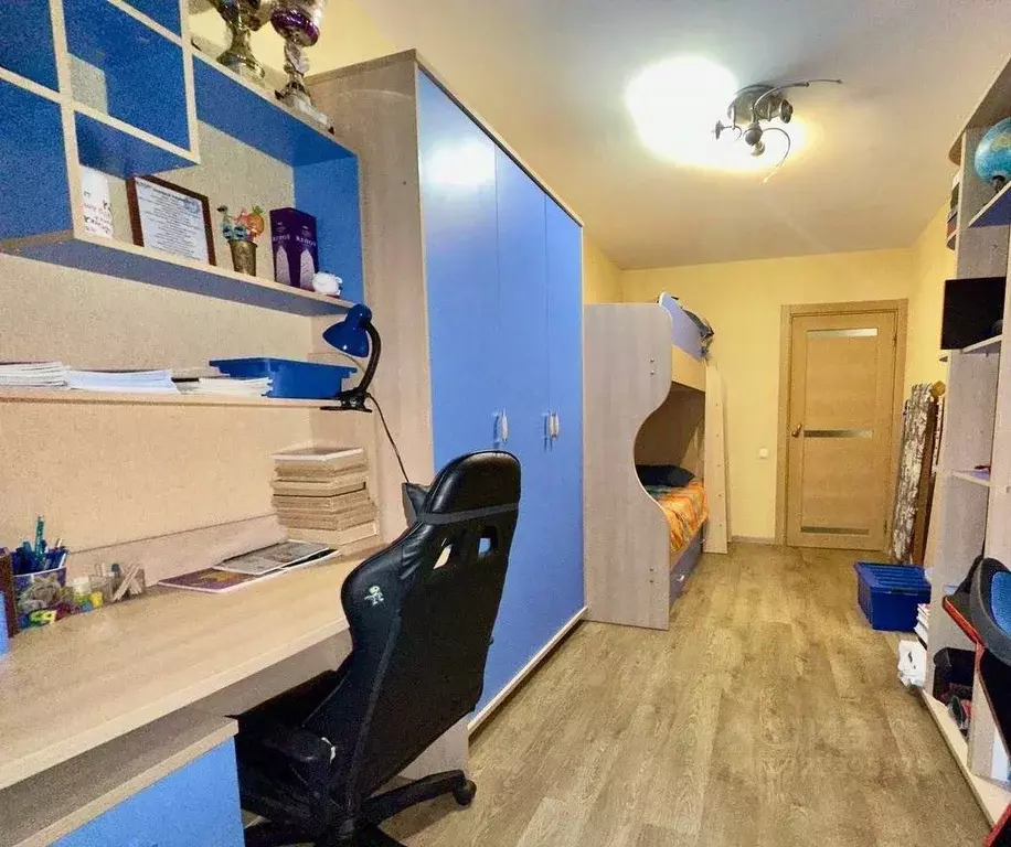 3-к кв. Волгоградская область, Волгоград ул. Маршала Еременко, 9 (65.0 ... - Фото 2