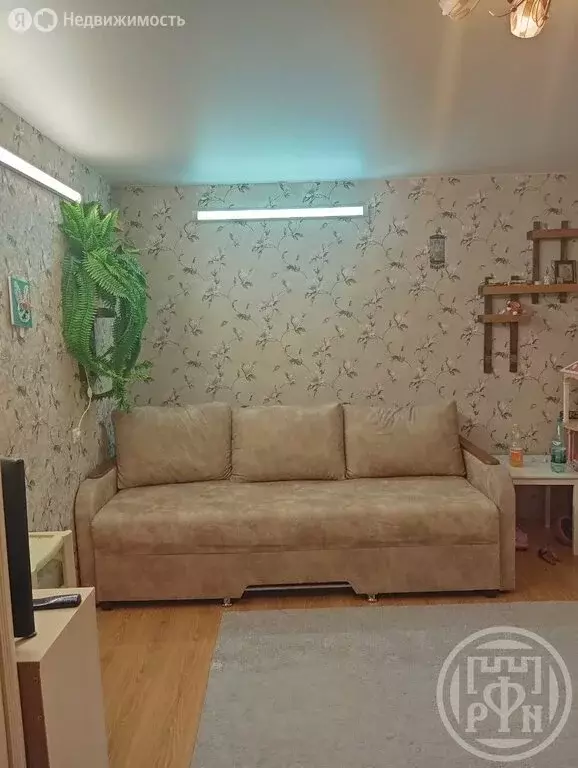 4-комнатная квартира: Санкт-Петербург, проспект Энгельса, 134к1 (88 м) - Фото 1