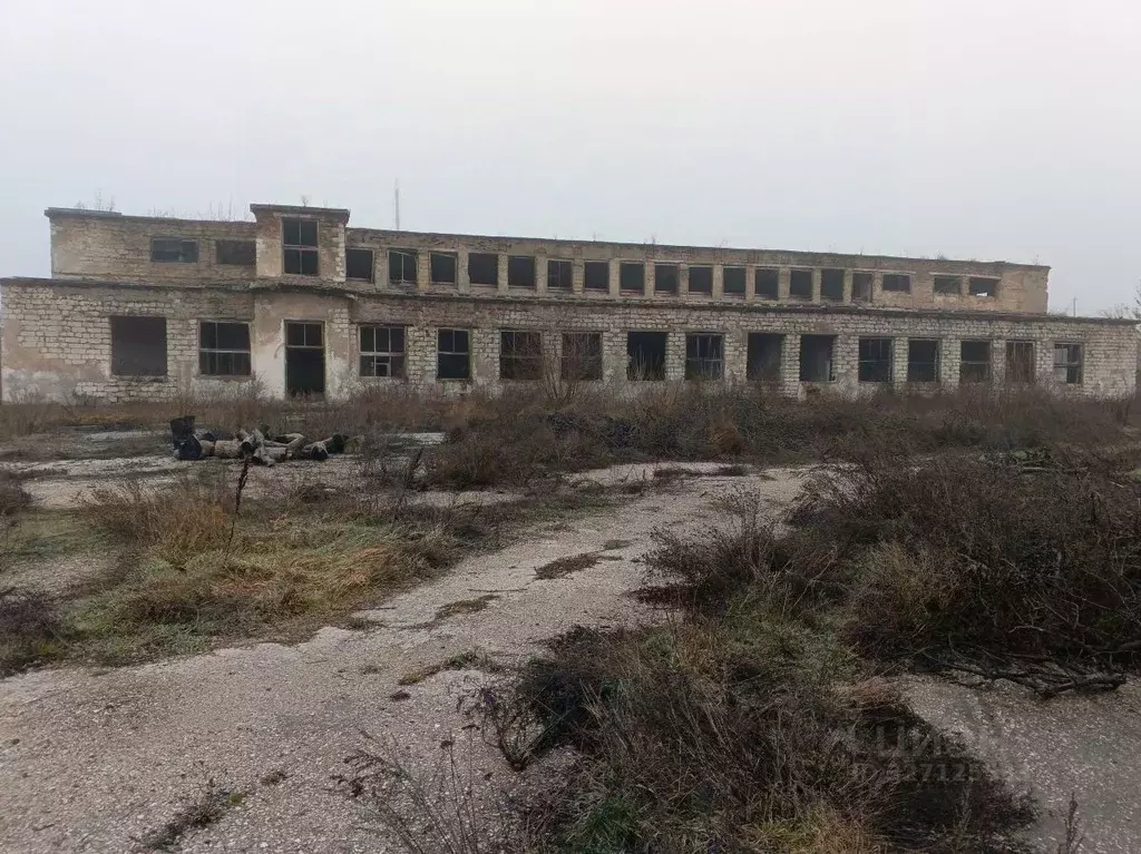 Склад в Крым, Бахчисарайский район, Почтовое пгт ул. Привокзальная ... - Фото 1