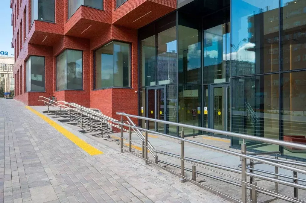 Помещение свободного назначения в Москва просп. Академика Сахарова, 7 ... - Фото 1