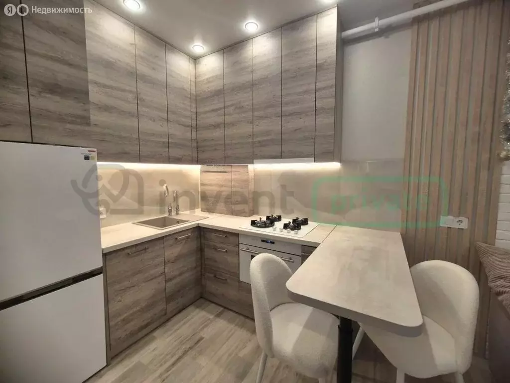 1-комнатная квартира: Калининград, улица Сержанта Мишина, 81к2 (37 м) - Фото 1