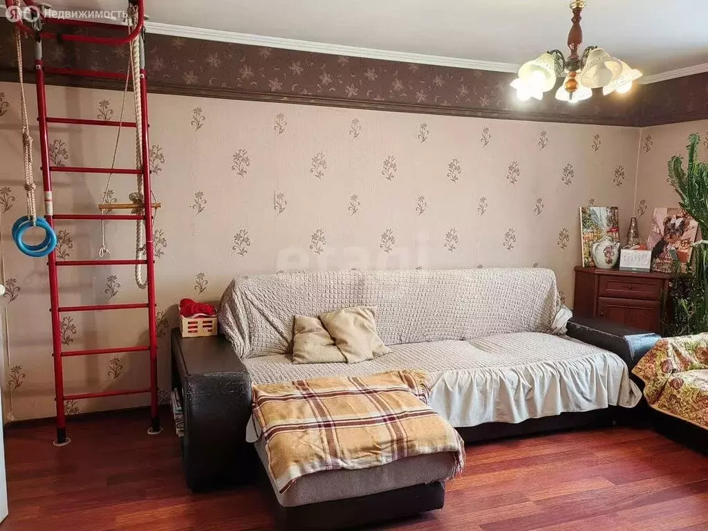 3-комнатная квартира: Барнаул, улица Попова, 51 (55.9 м) - Фото 2