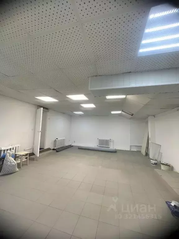 Помещение свободного назначения в Коми, Сыктывкар ул. Домны Каликовой, ... - Фото 1