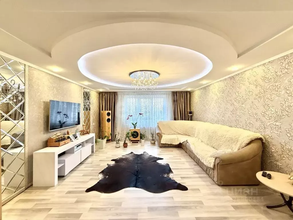 4-к кв. Челябинская область, Челябинск ул. Труда, 5а (112.2 м) - Фото 1