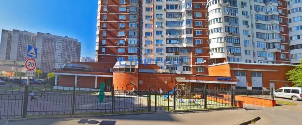 Торговая площадь в Москва ул. Архитектора Власова, 20 (981 м) - Фото 2