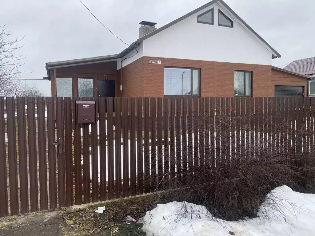 Дом в Тульская область, Плавский район, Пригородное с/пос, с. ... - Фото 1