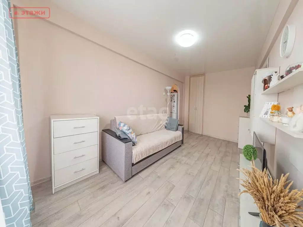 3-к кв. Карелия, Петрозаводск ул. Жуковского, 12А (49.3 м) - Фото 0