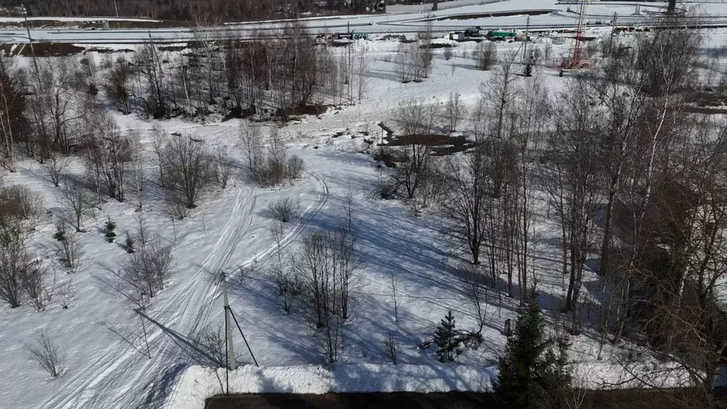 Участок в Московская область, Волоколамский муниципальный округ, д. ... - Фото 1