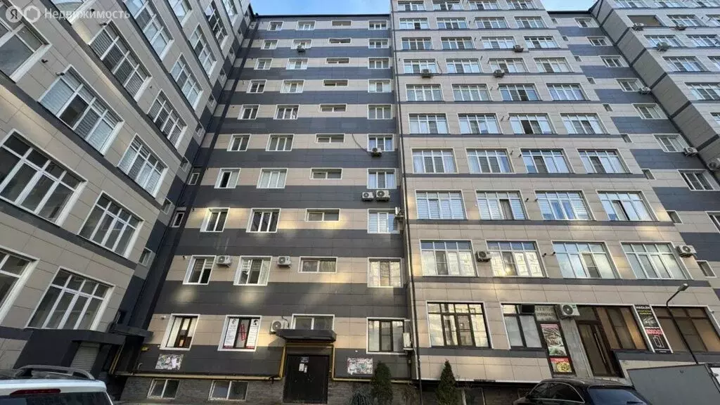 2-комнатная квартира: Каспийск, Молодёжная улица, 2к1 (72 м) - Фото 1