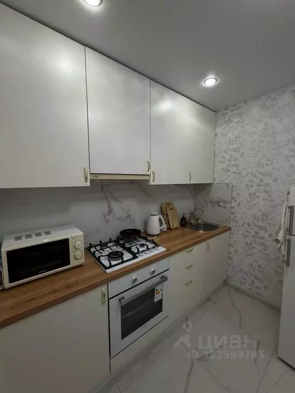 1-к кв. Татарстан, Казань ул. Академика Парина, 22 (35.0 м) - Фото 2