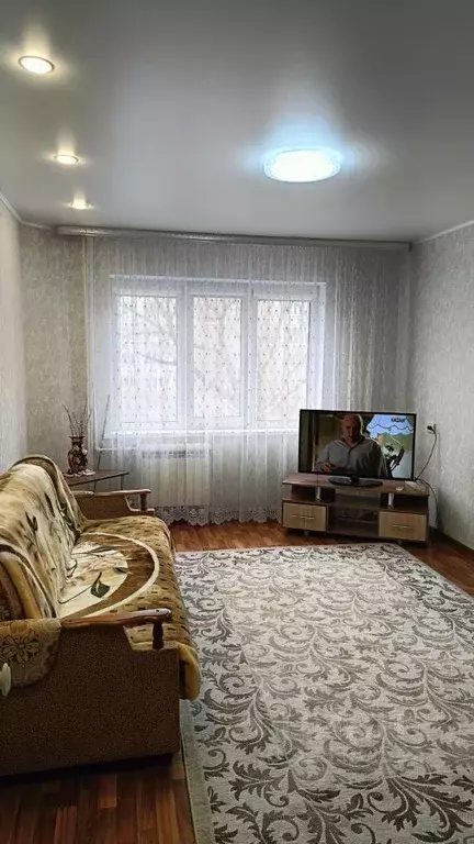 3-к кв. Омская область, Омск 6-й мкр, бул. Зеленый, 9А (62.7 м) - Фото 2