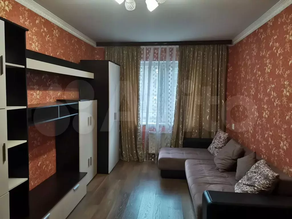 1-к. квартира, 46 м, 2/10 эт. - Фото 0