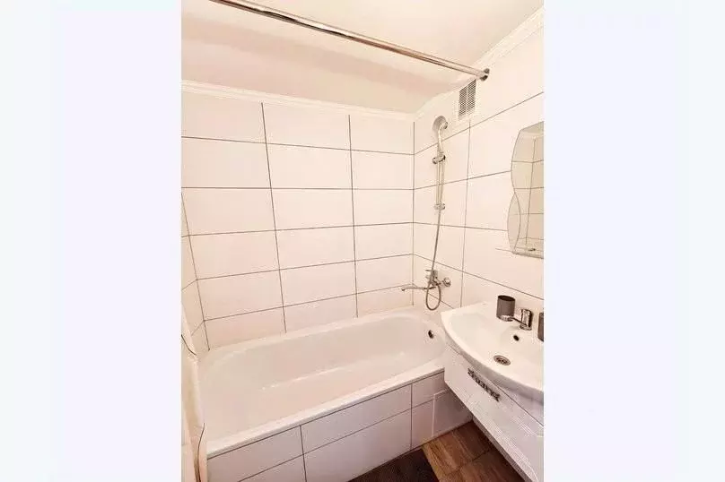 1-к кв. Калининградская область, Калининград Красноярская ул., 4 (38.0 ... - Фото 2