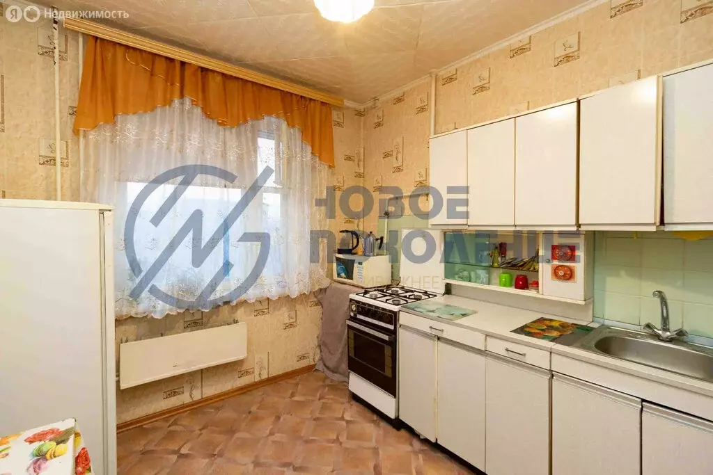 2-комнатная квартира: Омск, 6-й микрорайон, Заречный бульвар, 10 (47.2 ... - Фото 1