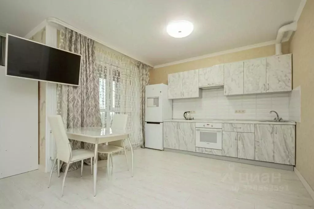 1-к кв. Московская область, Наро-Фоминск пл. Свободы, 4 (34.0 м) - Фото 2