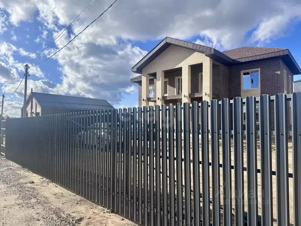 Дом в Коми, Сыктывкар городской округ, Краснозатонский пгт проезд ... - Фото 1