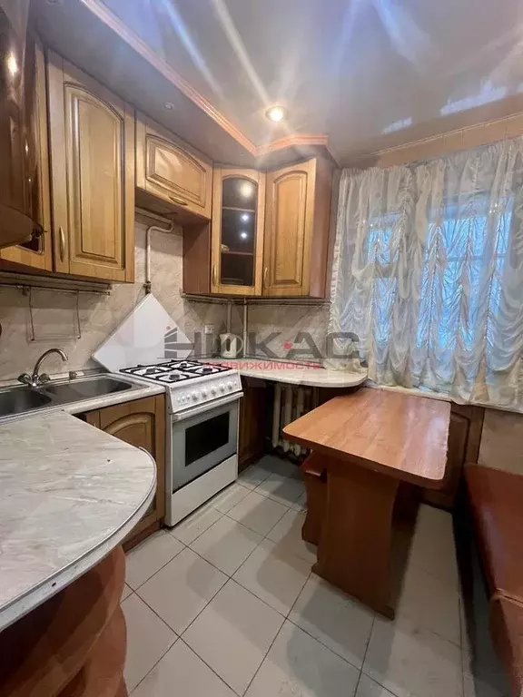 2-к. квартира, 40 м, 1/9 эт. - Фото 1