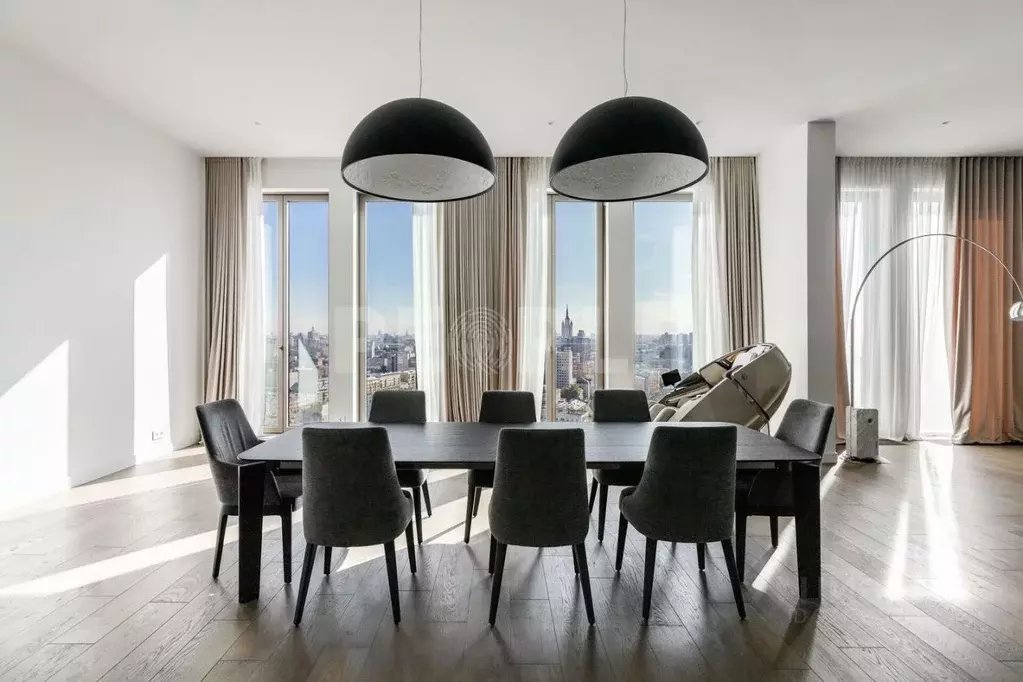 4-к кв. Москва ул. Костикова, 4к1 (252.7 м) - Фото 1