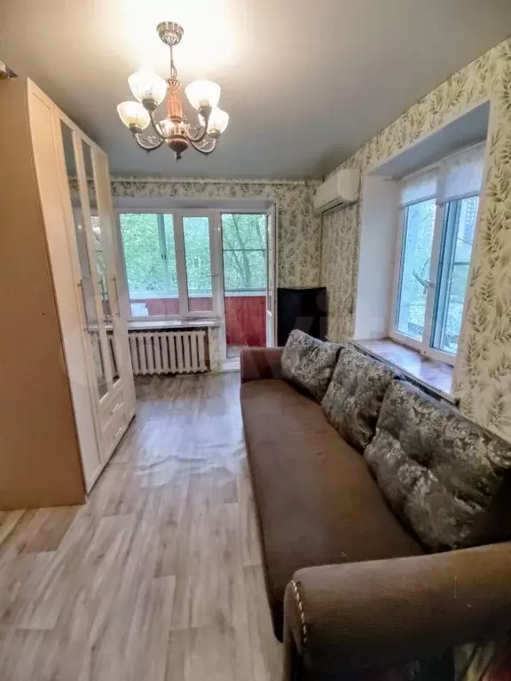 1-к. квартира, 30 м, 5/5 эт. - Фото 1