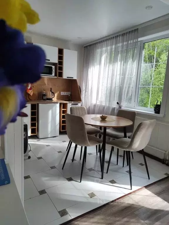 2-к кв. Иркутская область, Иркутский муниципальный округ, Листвянка рп ... - Фото 2