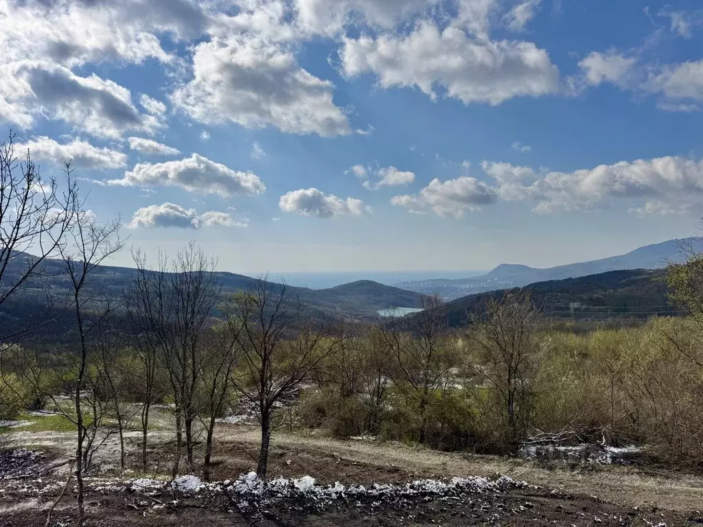 Участок в Крым, Алушта городской округ, пос. Лаванда, Кольцевой мкр  ... - Фото 0