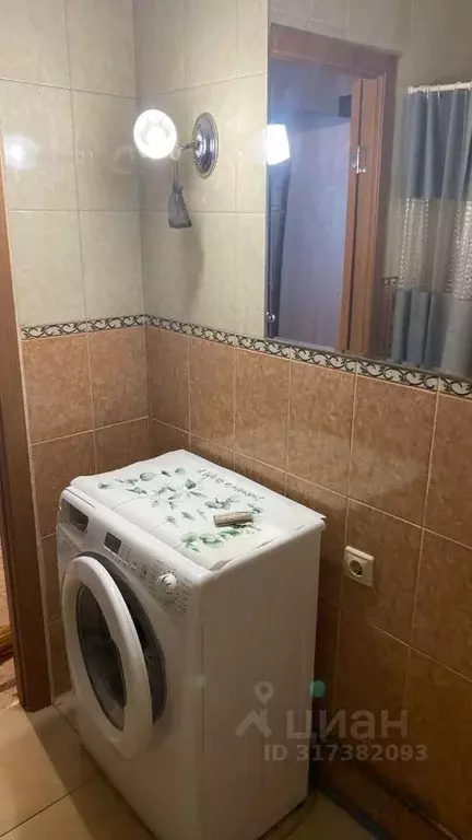 1-к кв. Иркутская область, Иркутск Култукская ул., 70 (35.0 м) - Фото 0