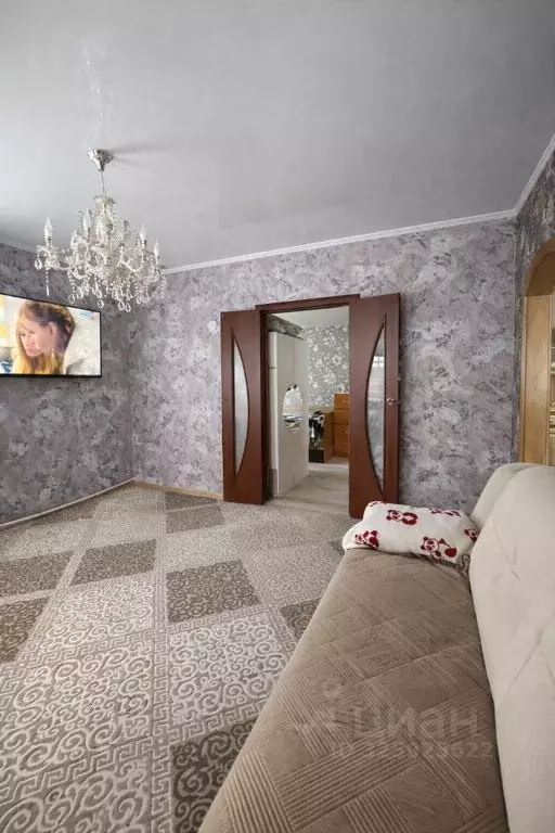 Дом в Омская область, Омск ул. 18-я Линия, 159 (98 м) - Фото 2