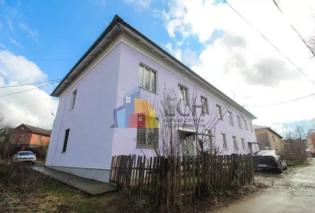 3-к кв. Тульская область, Тула Серебровская ул., 6 (57.9 м) - Фото 0