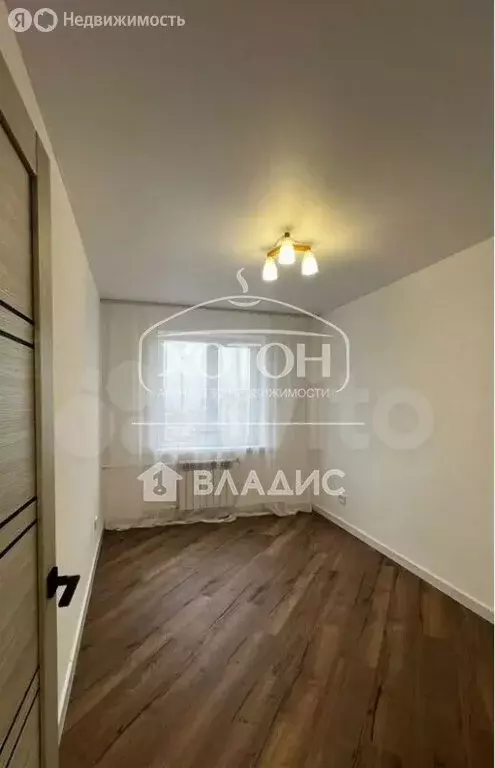 4-комнатная квартира: Элиста, 5-й микрорайон, 8 (75.3 м) - Фото 1