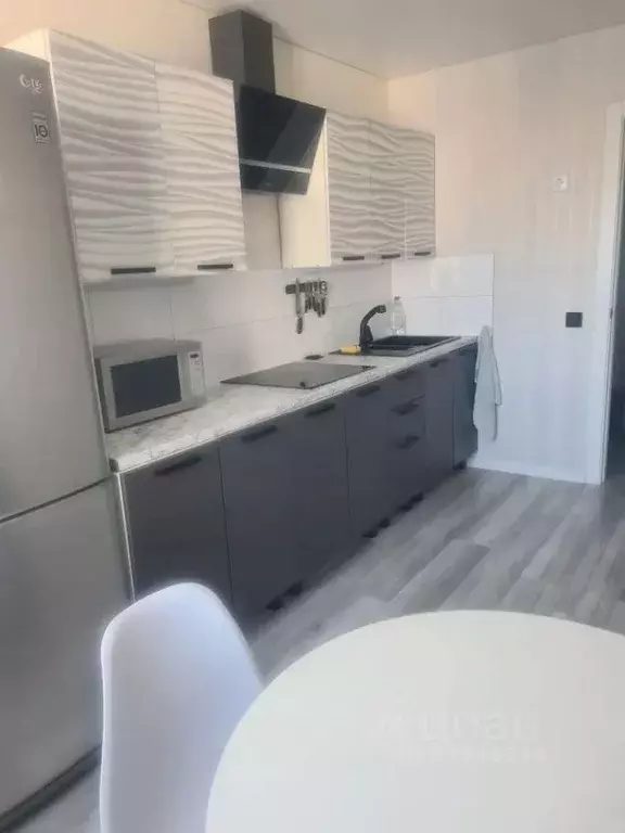 3-к кв. Башкортостан, Уфа ул. Степана Кувыкина, 45 (80.0 м) - Фото 1