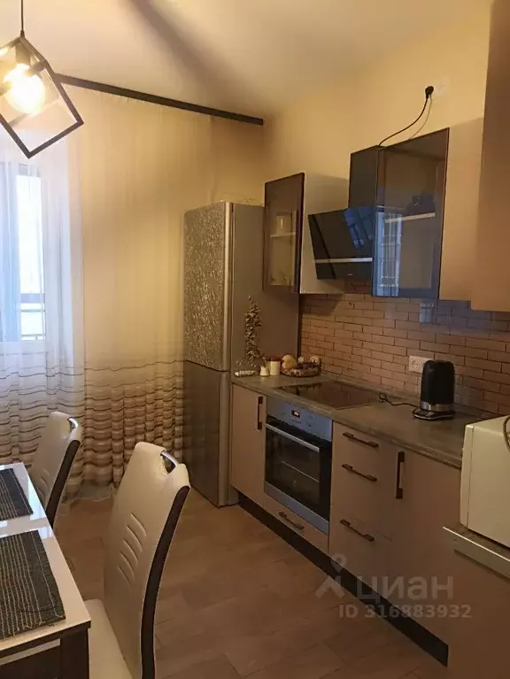 2-к кв. Волгоградская область, Волгоград Ангарская ул., 7Г (62.0 м) - Фото 1