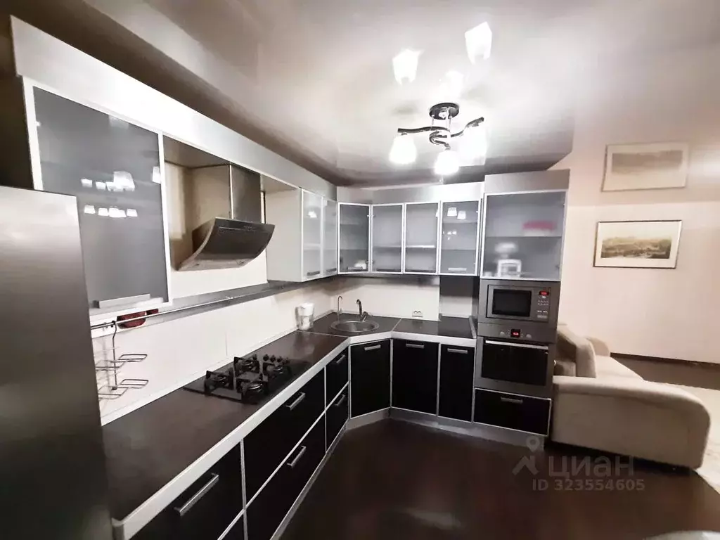 3-к кв. Свердловская область, Екатеринбург ул. Сыромолотова, 14 (74.0 ... - Фото 1