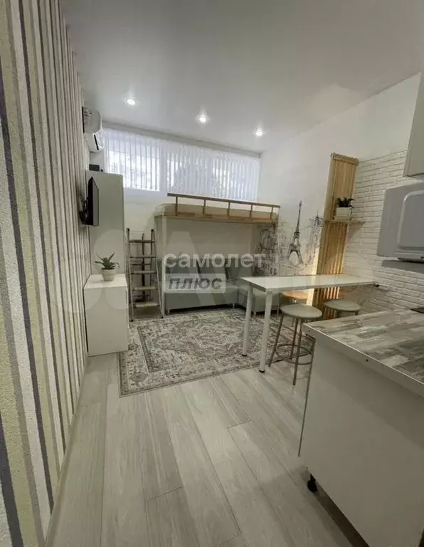 Апартаменты-студия, 18 м, 1/4 эт. - Фото 0