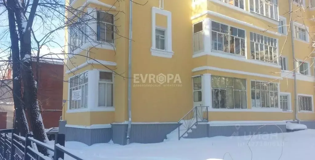 Офис в Ульяновская область, Ульяновск Центр жилрайон,  (70 м) - Фото 1