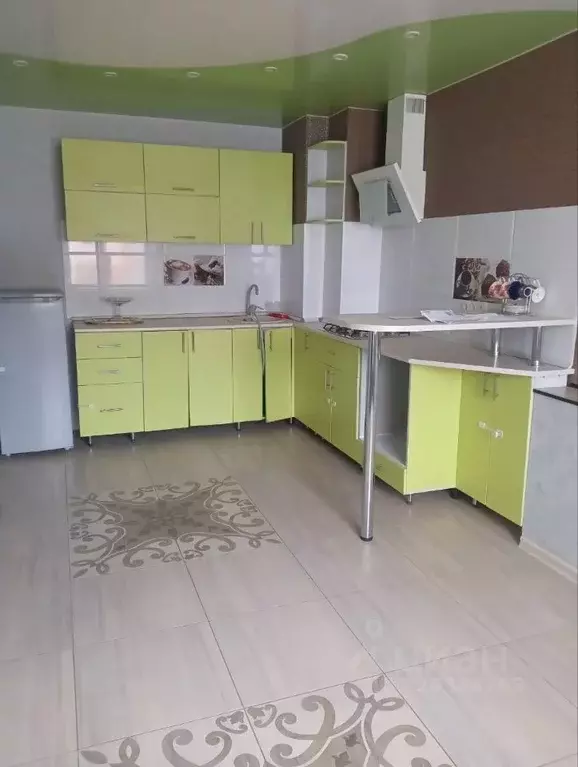 2-к кв. Саратовская область, Саратов ул. Имени С.Ф. Тархова, 45А (69.0 ... - Фото 2