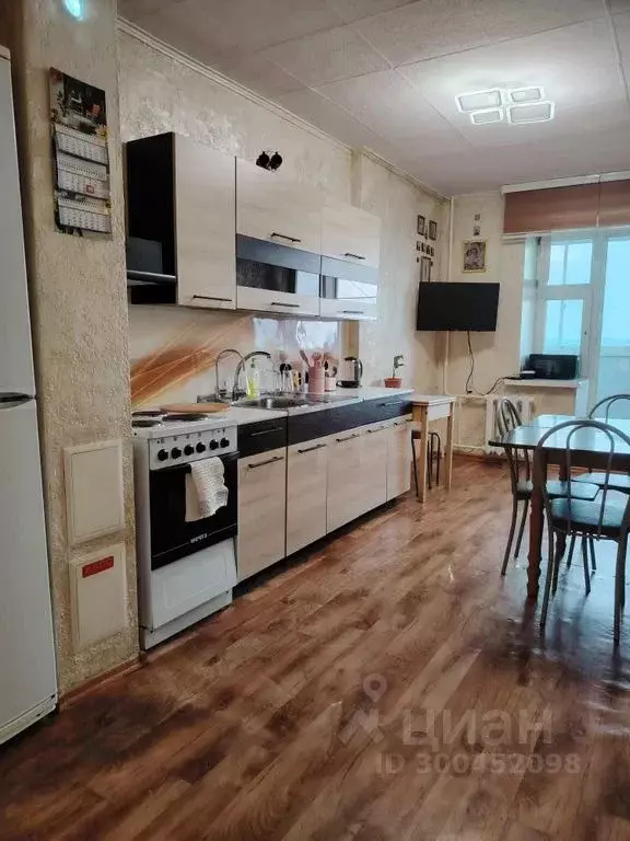 2-к кв. Хабаровский край, Комсомольск-на-Амуре просп. Первостроителей, ... - Фото 1