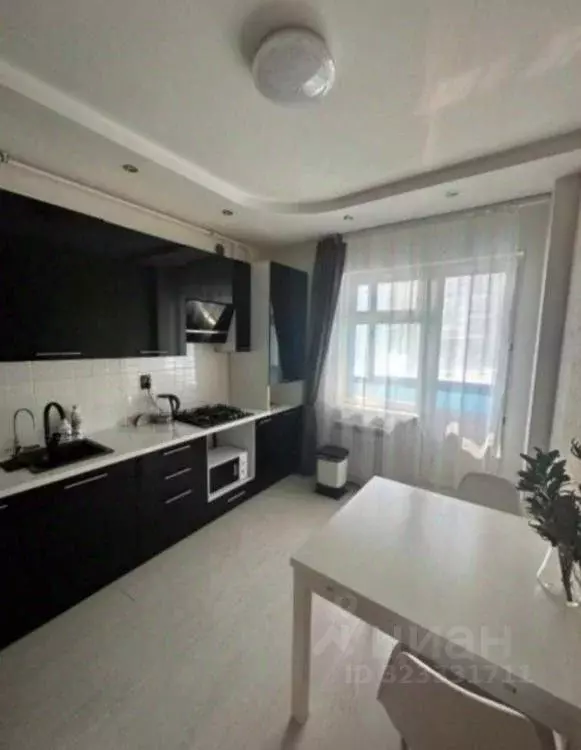 1-к кв. Саха (Якутия), Якутск ул. Чепалова, 37 (42.2 м) - Фото 0