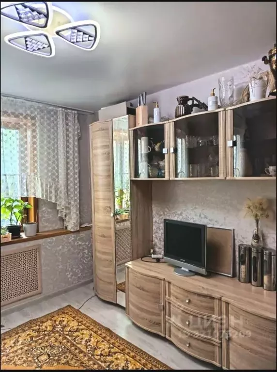 Комната Алтайский край, Барнаул ул. Веры Кащеевой, 19 (14.0 м) - Фото 1