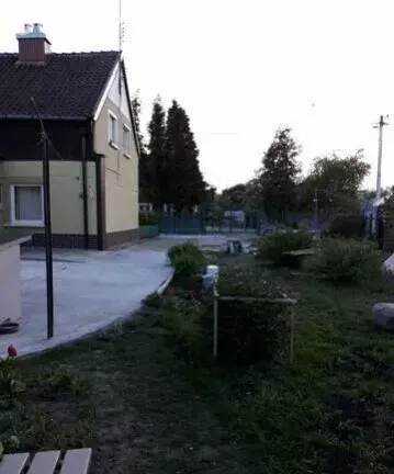 2-комнатная квартира: Калининград, улица Дежнёва, 9 (60 м) - Фото 1