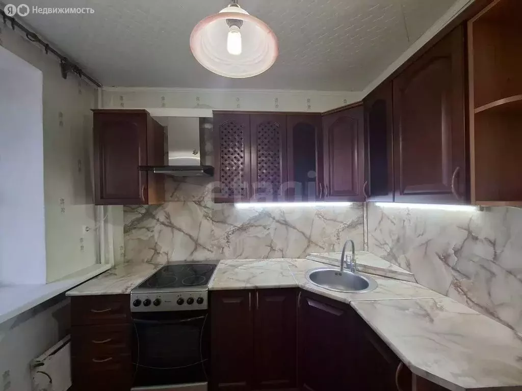 3-комнатная квартира: Челябинск, улица Комарова, 116 (66.7 м) - Фото 1